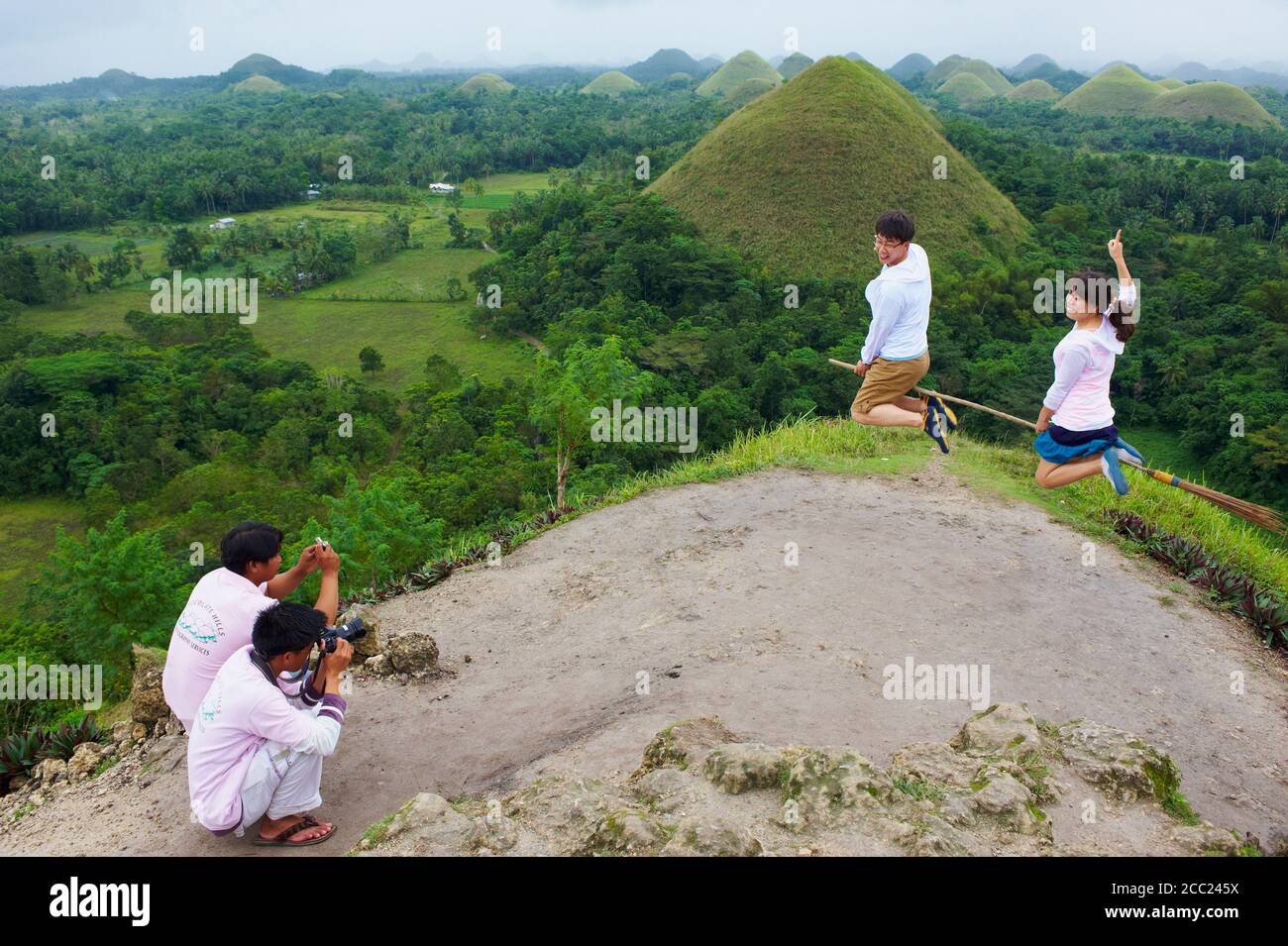 Philippinen, Visayas Inseln, Bohol Insel, Chocolate Hills. Stockfoto
