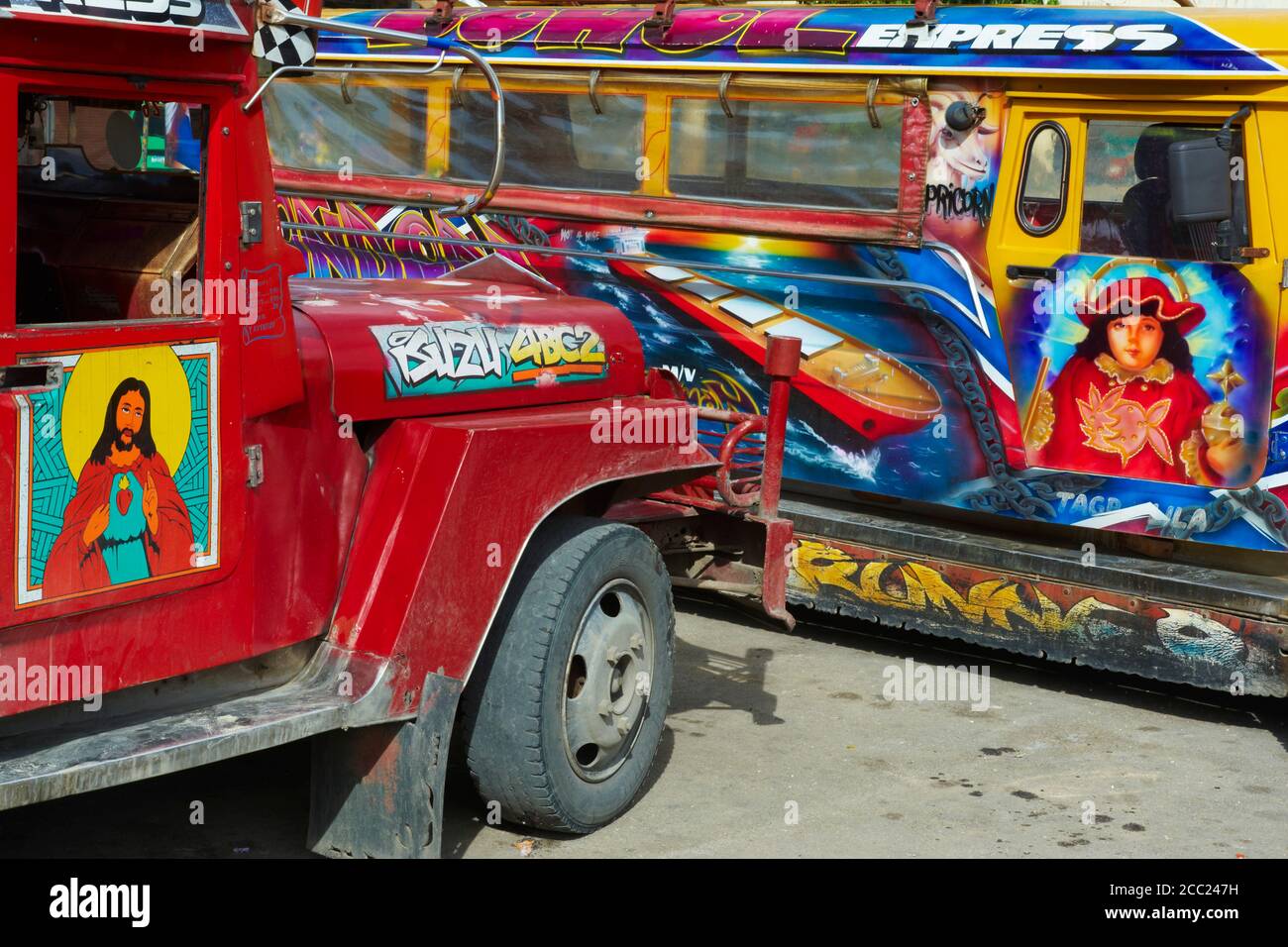 Philippinen, Visayas Inseln, Bohol Insel, Tagbilaran Stadt, Jeepney, der lokale Bus. Stockfoto