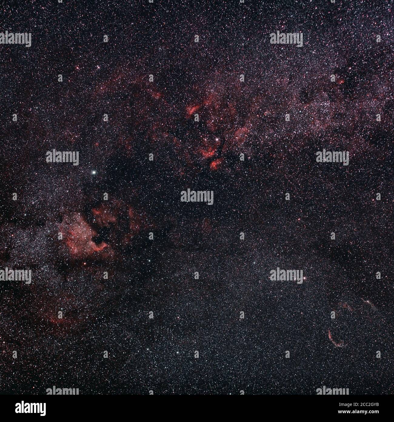 Nebel am Himmel, Astrofotografie in Alava, Spanien Stockfoto