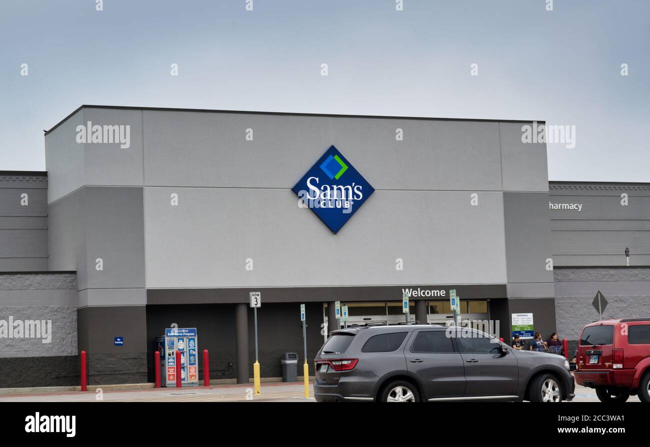 Houston, Texas/USA 03/25/2020: Sam's Club Standort in Houston, TX. Mitgliedschaft-einzige Lager Club Store in den USA, gegründet 1983. Stockfoto