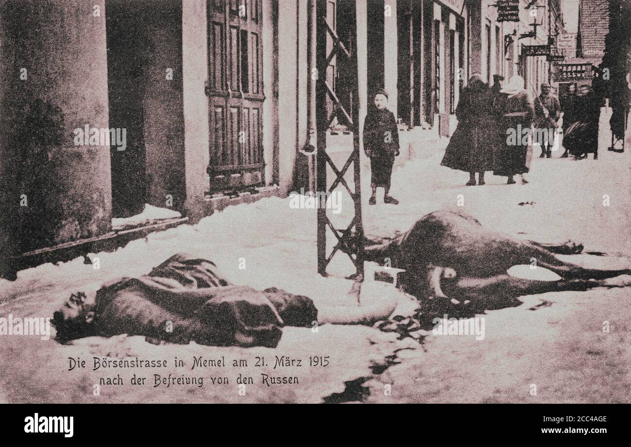 1. Weltkrieg. Postkarte der Boersen Straße in Memel (heute Klaipеda, Litauen) am 21. März 1915 nach der Befreiung von den Russen. 1 Stockfoto
