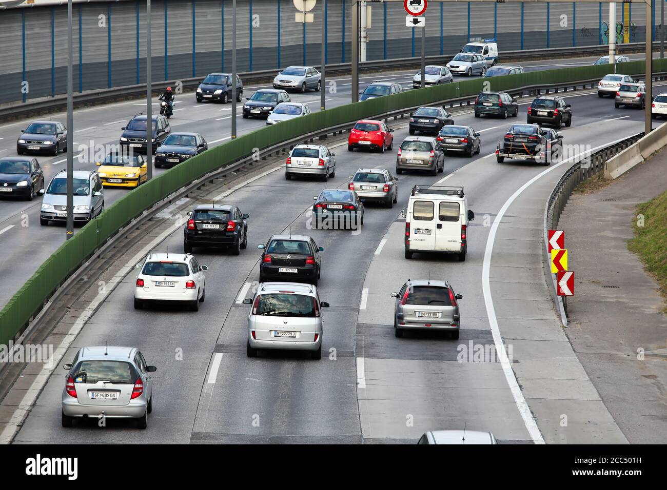 Staus auf der Autobahn, Österreich, Wien Stockfoto