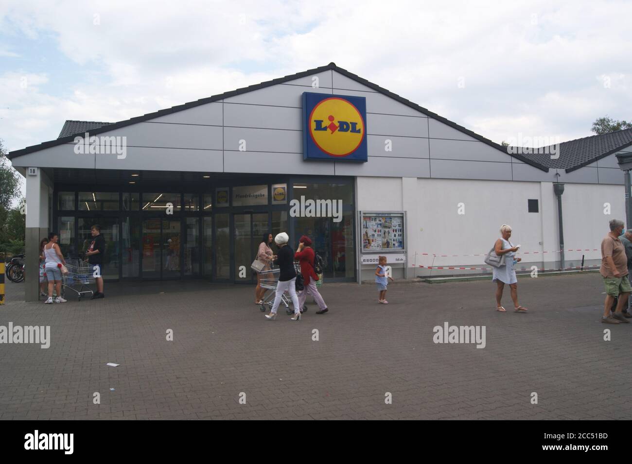 Lidl-Filiale in der Seeburger Straße in Berlin-Spandau Stockfoto