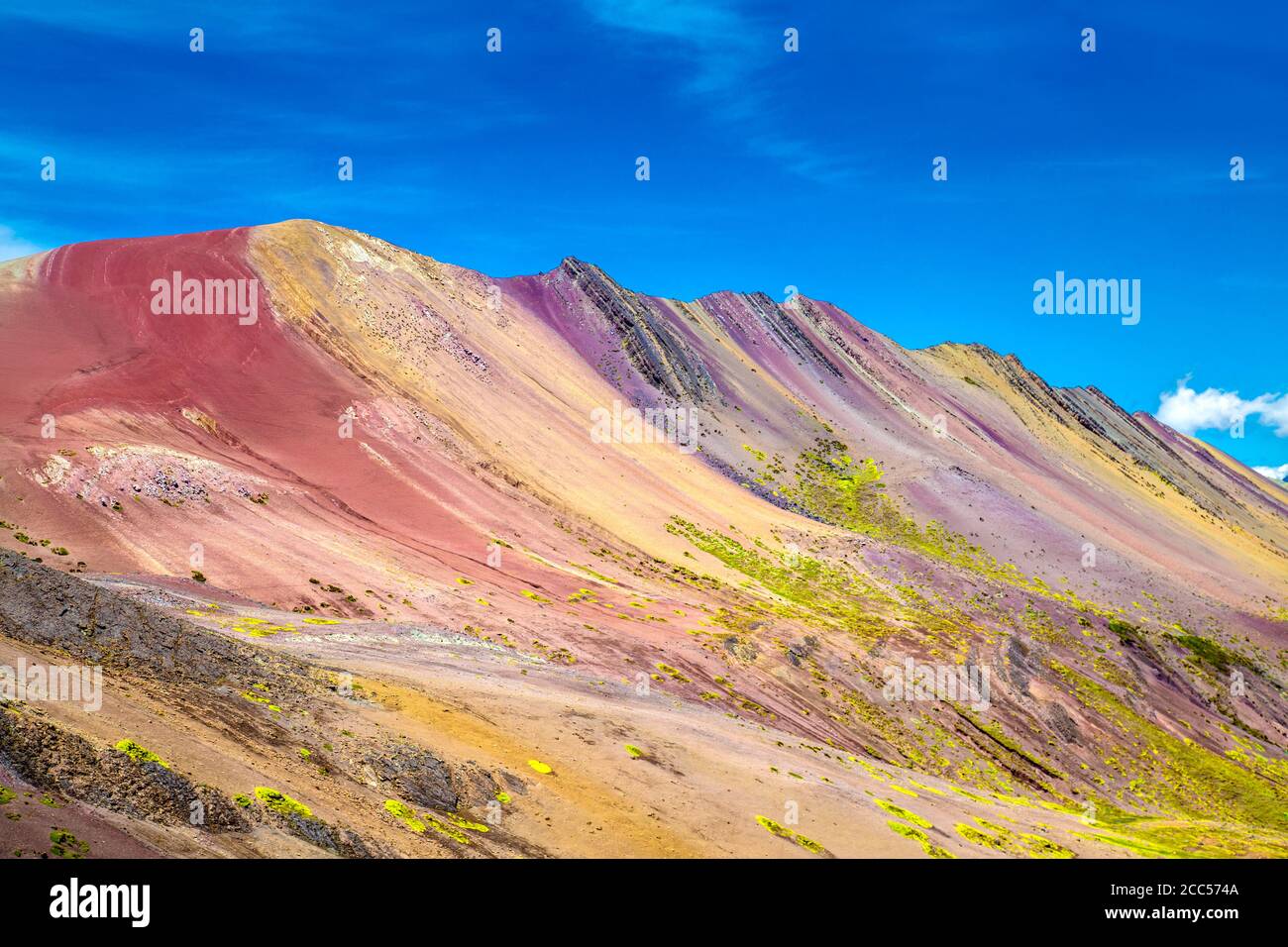 Bunte Streifen von Vinicunca (Regenbogenberg) in Pitumarca, Peru Stockfoto