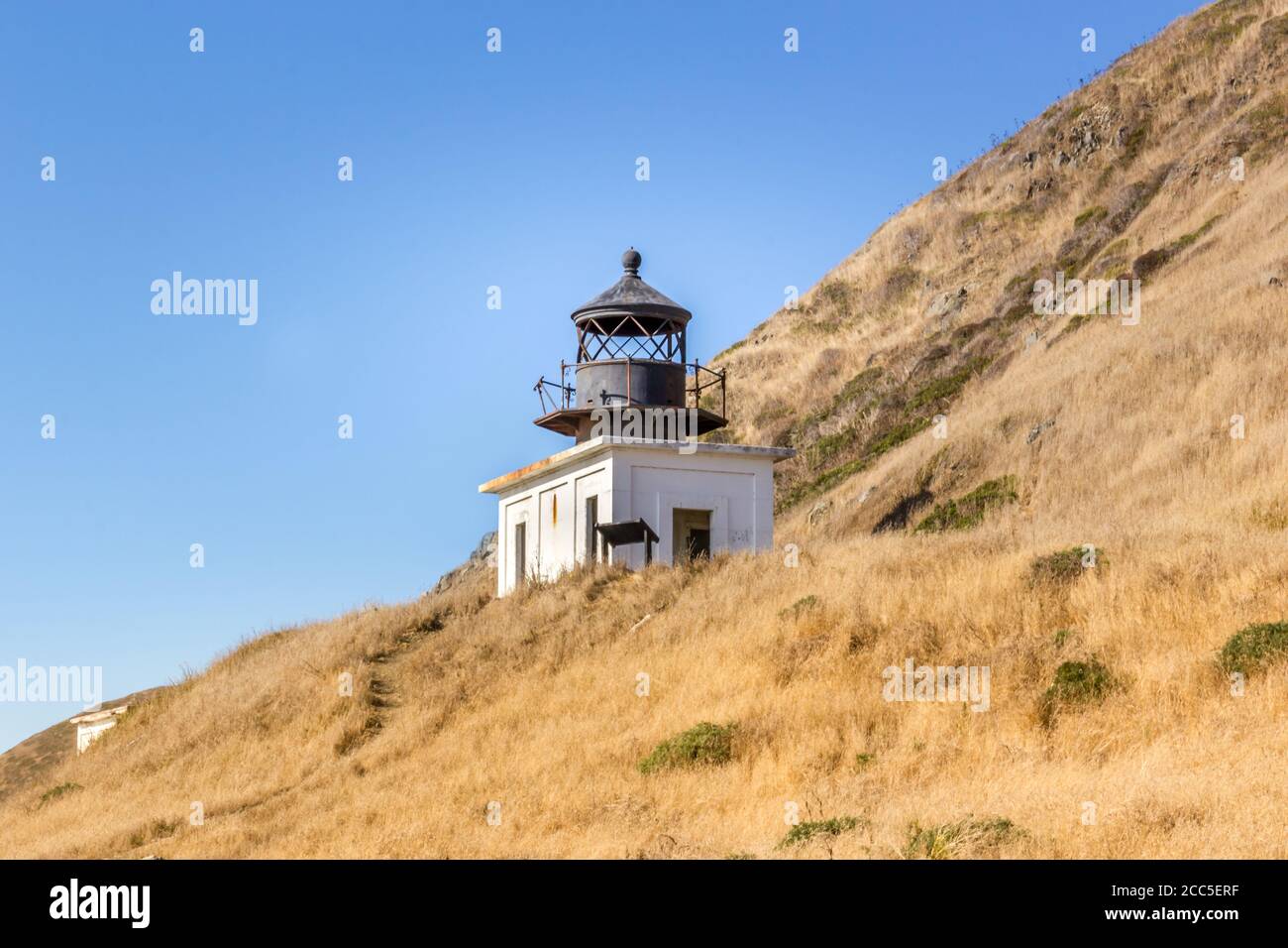 Der verlassene Punta Gorda Leuchtturm an der Lost Coast, Kalifornien Stockfoto