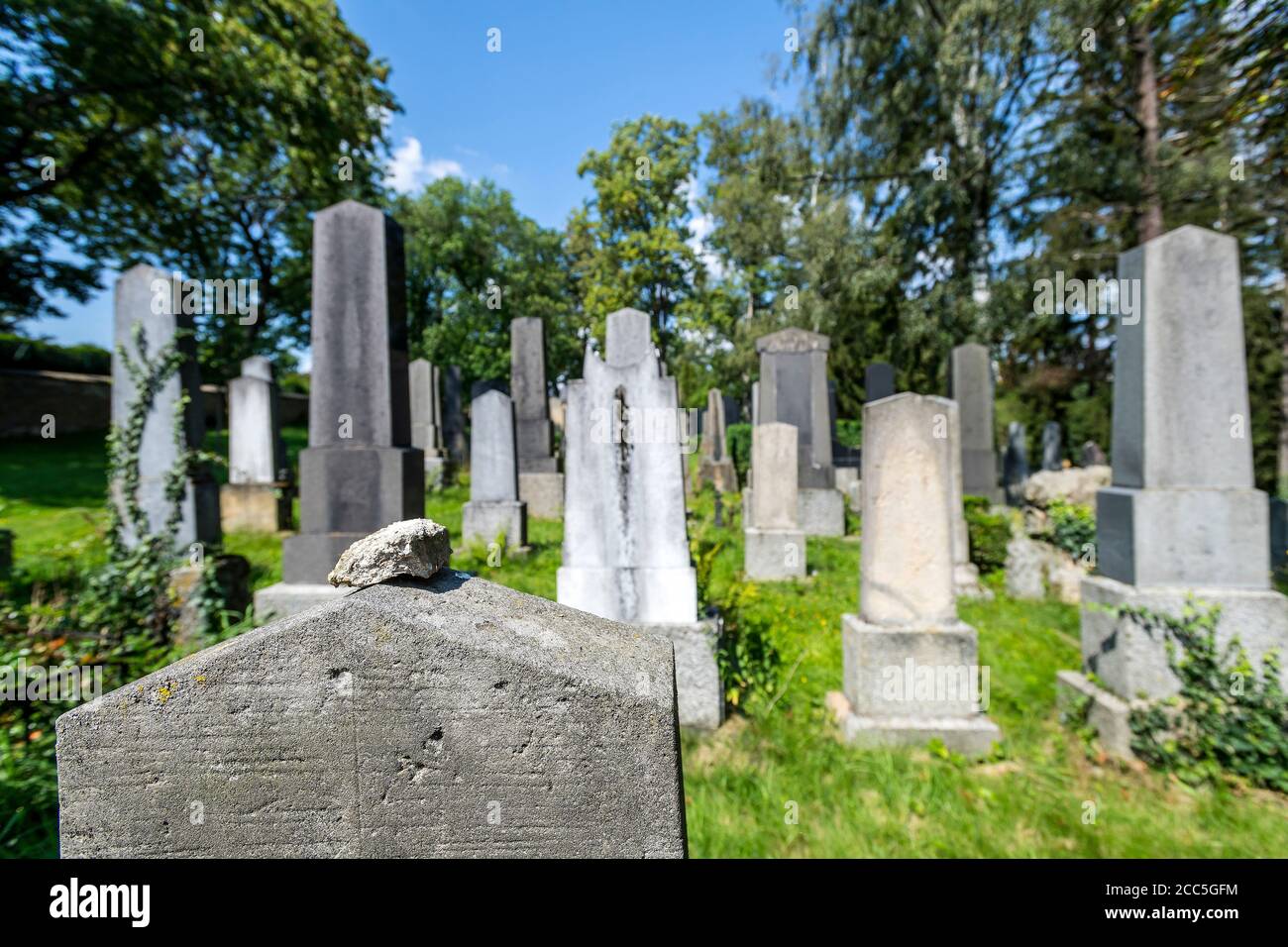 Der jüdische Friedhof in Třebíč aus der ersten Hälfte des 17. Jahrhundert in der UNESCO-Liste des Weltkulturerbes im Jahr 2003 Stockfoto