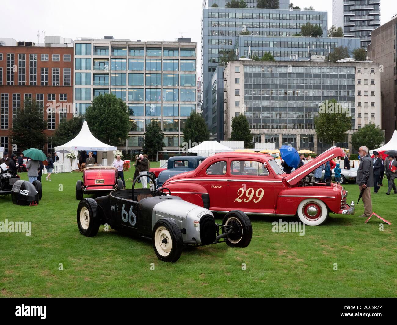 Hotrod-Klasse auf dem 2020 London Concours im Honourable Artillery Company in der City of London UK Stockfoto