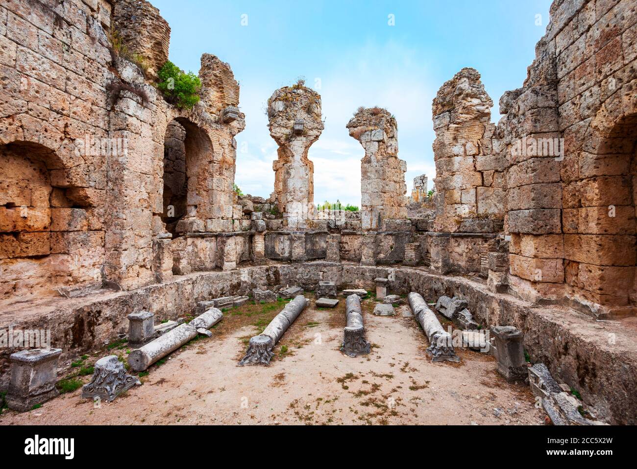 Perge war eine antike anatolischen Stadt, jetzt in der Nähe der Stadt Antalya in der Türkei entfernt Stockfoto