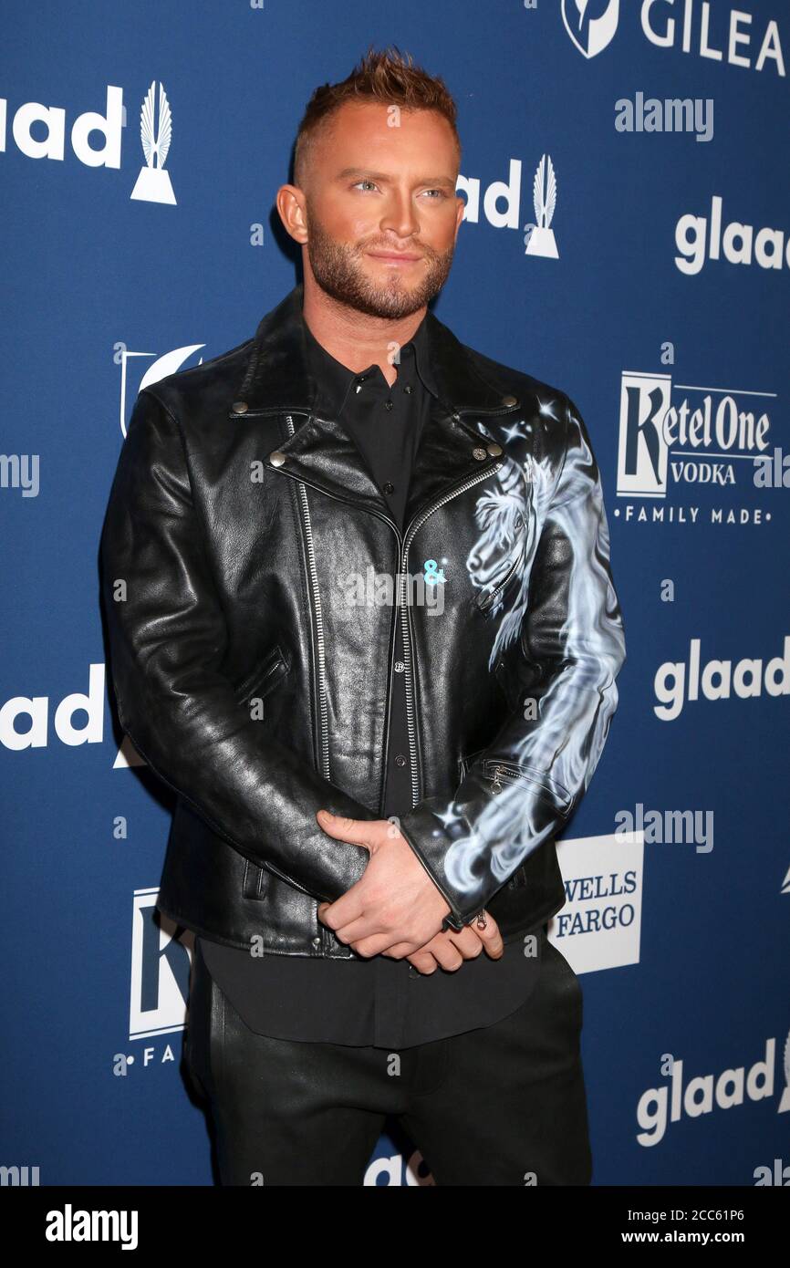 LOS ANGELES - APR 12: August Getty bei den GLAAD Media Awards Los Angeles im Beverly Hilton Hotel am 12. April 2018 in Beverly Hills, CA Stockfoto