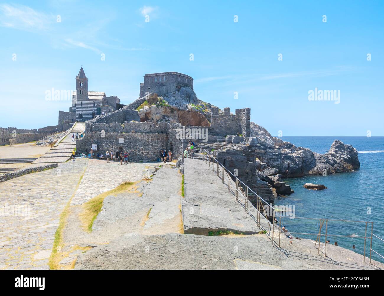 Porto Venere (Italien) - die Stadt am Meer auch bekannt als Portovenere, in der ligurischen Küste, Provinz von La Spezia; neben Dörfern von Cinque Terre Stockfoto