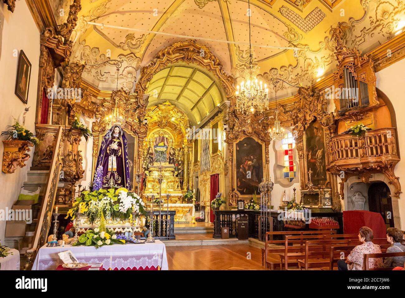 Viana do Castelo, Portugal - 21. August 2015: Innenraum der Kapelle Nossa Senhora da Agonia in Viana do Castelo, Portugal. Stockfoto
