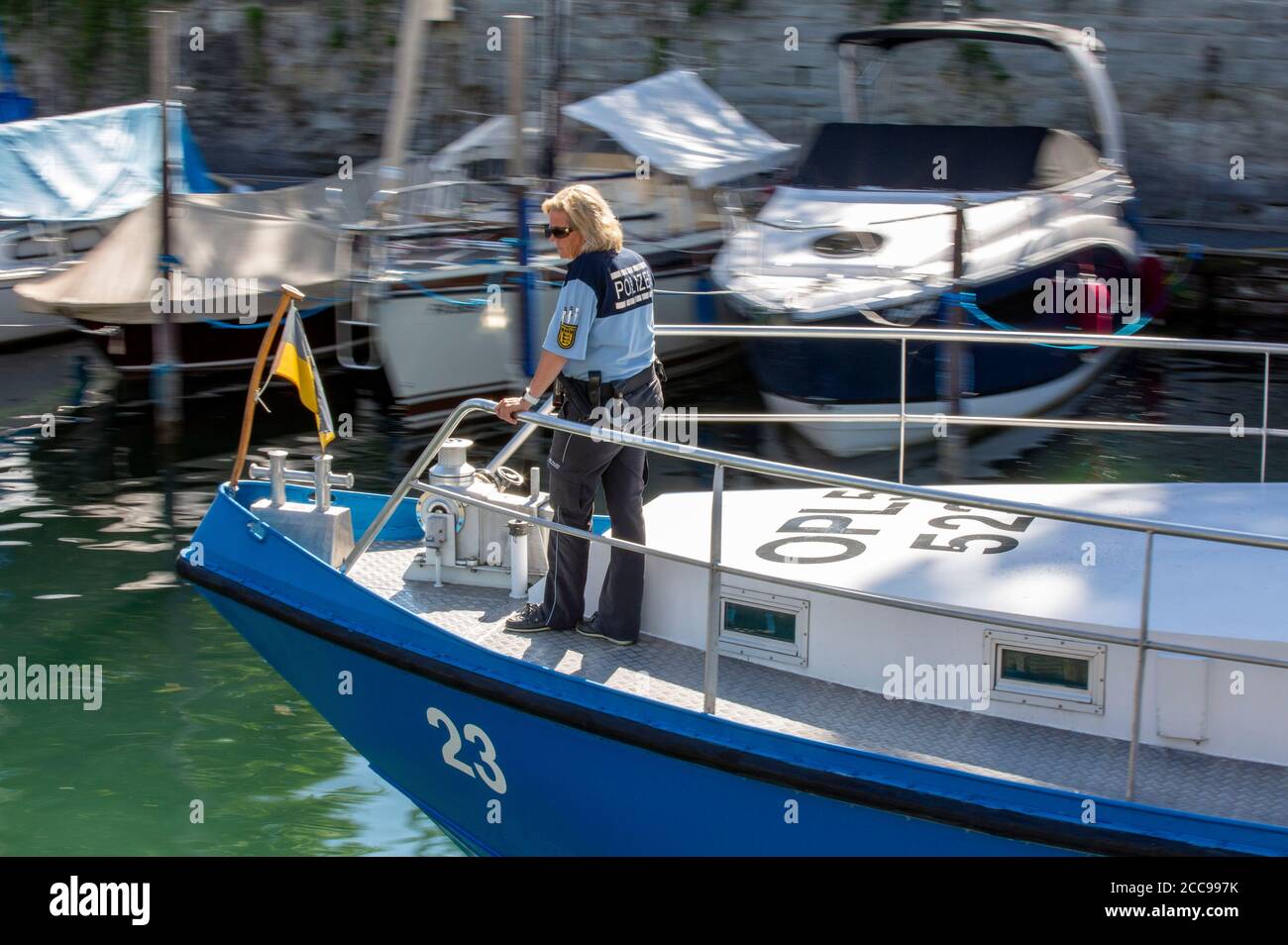 Uberlingen, Deutschland. August 2020. Ankunft des Wasserpolizeibootes im Mantelhafen bei der exklusiven Fotogelegenheit auf der Wasserpolizeistation in Uberlingen. Uberlingen, 19. August 2020 Quelle: dpa/Alamy Live News Stockfoto