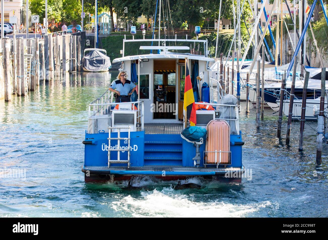 Uberlingen, Deutschland. August 2020. Abfahrt des Wasserpolizeibootes vom Mantelhafen bei der exklusiven Fotogelegenheit auf der Wasserpolizeistation in Uberlingen. Uberlingen, 19. August 2020 Quelle: dpa/Alamy Live News Stockfoto