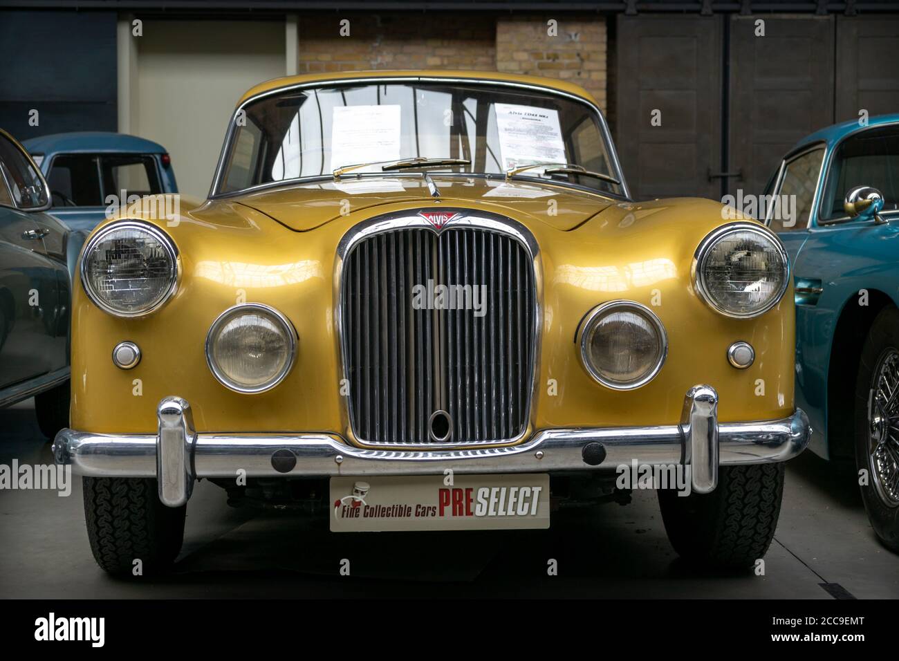 BERLIN, DEUTSCHLAND - 14. Mai 2020: BERLIN, DEUTSCHLAND 14. Mai 2020. Die Kaiser Wilhelm Gedachtnis Kirche am Kurfürstendamm ist ein Denkmal am Breiten Stockfoto