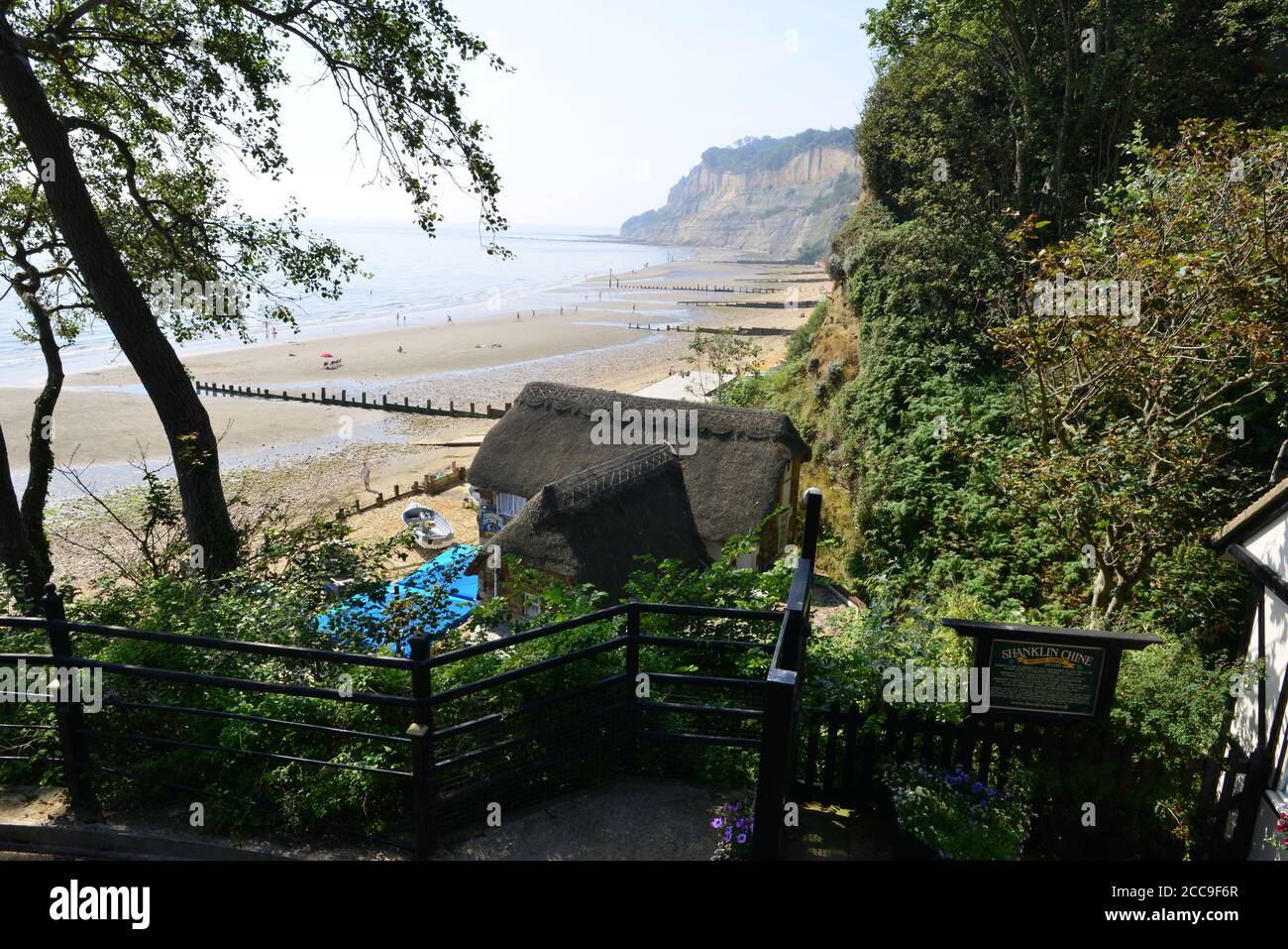 Blick von Shanklin Chine Klippen. Stockfoto