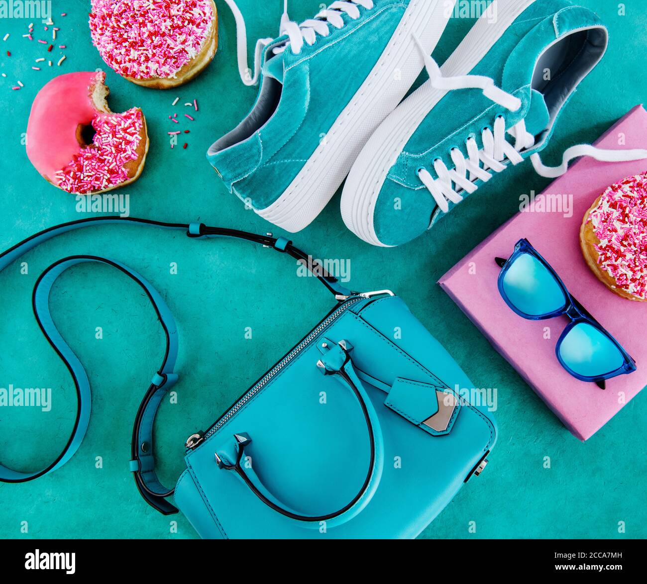 Türkisfarbene Schuhe Stockfotos und bilder Kaufen Alamy Adidas Original Stockfotos und bilder Kaufen Alamy