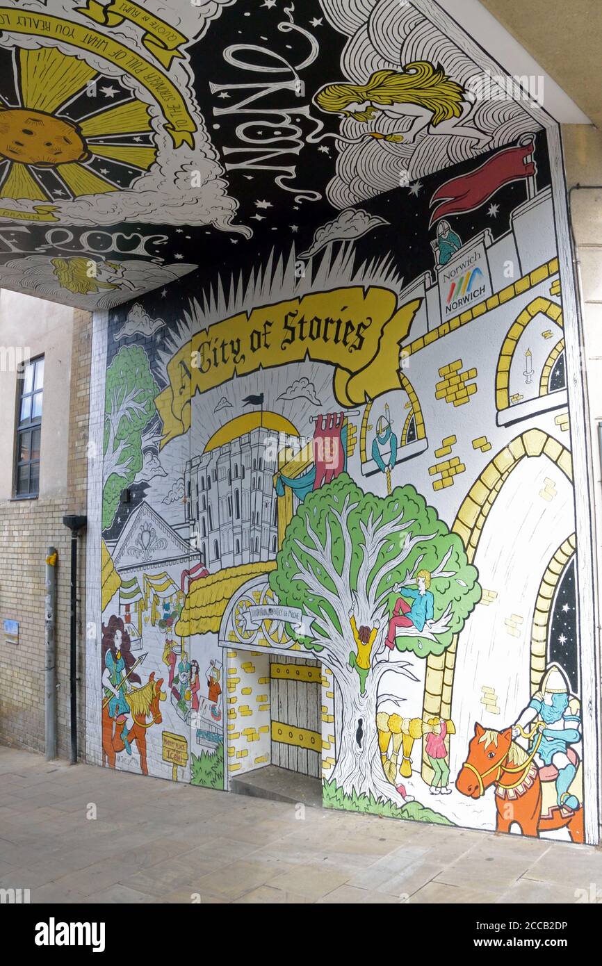 Eine Stadt der Geschichten - Graffiti in Norwich, Englands erster UNESCO-Stadt der Literatur Stockfoto