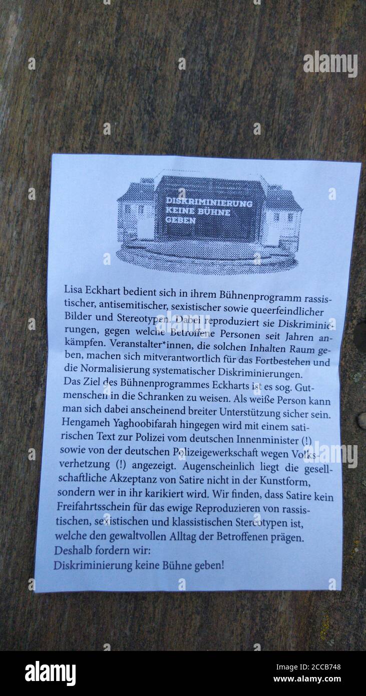 Demonstration gegen die Veranstaltung: Lisa Eckhart - die Vorteile des Lasters in der Freilichtbühne Junge Garde in Dresden.20.08.2020 Stockfoto