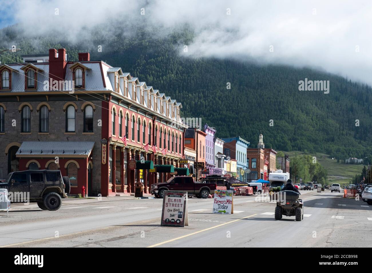 Historische Bergbaustadt Silverton, Colorado mit Blick auf die Greene Street Stockfoto