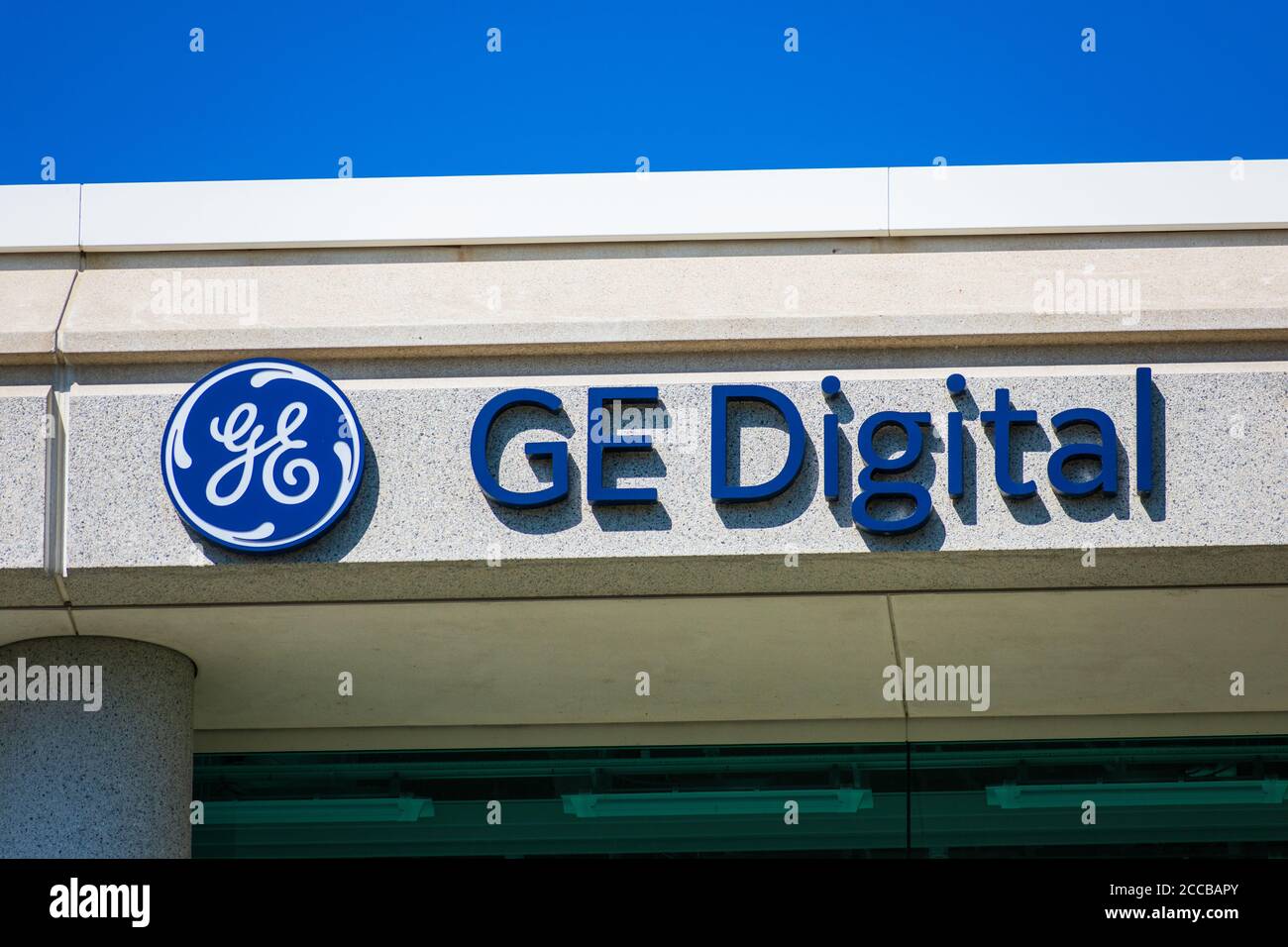 GE Digital-Logo und -Zeichen am Hauptsitz im Silicon Valley. GE Digital ist eine Tochtergesellschaft des amerikanischen multinationalen Konzerns Gene Stockfoto
