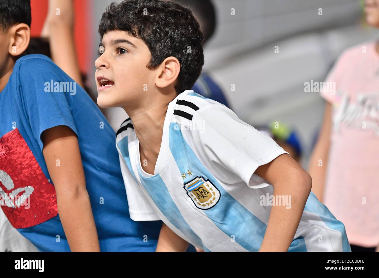Argentinischer junger Fan. Khalifa International Stadium, Doha, Katar Stockfoto