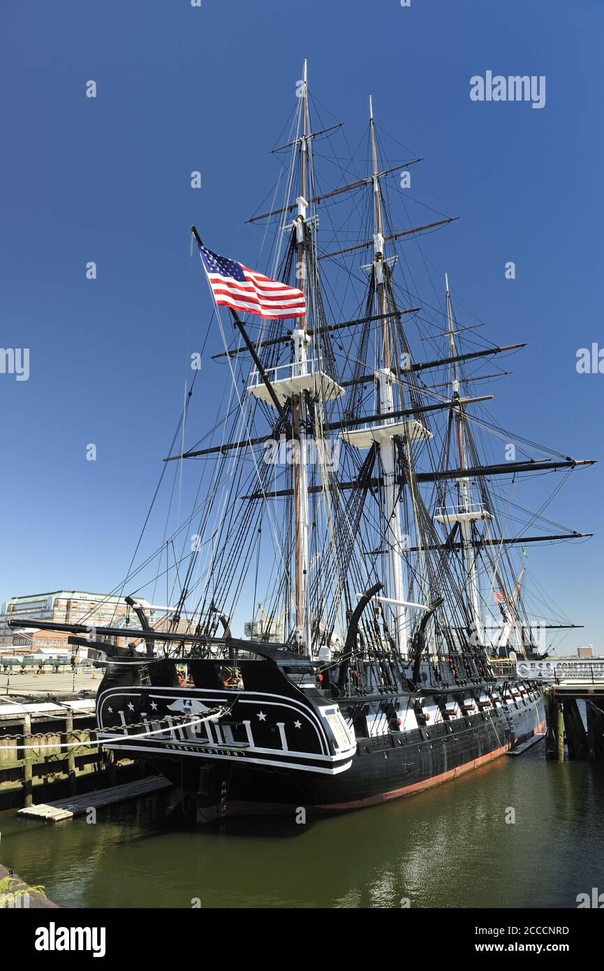 USS Constitution, aka Old Ironsides, festgemacht an der Boston Navy Yard (ehemals Charlestown Navy Yard), Boston, Massachusetts Stockfoto