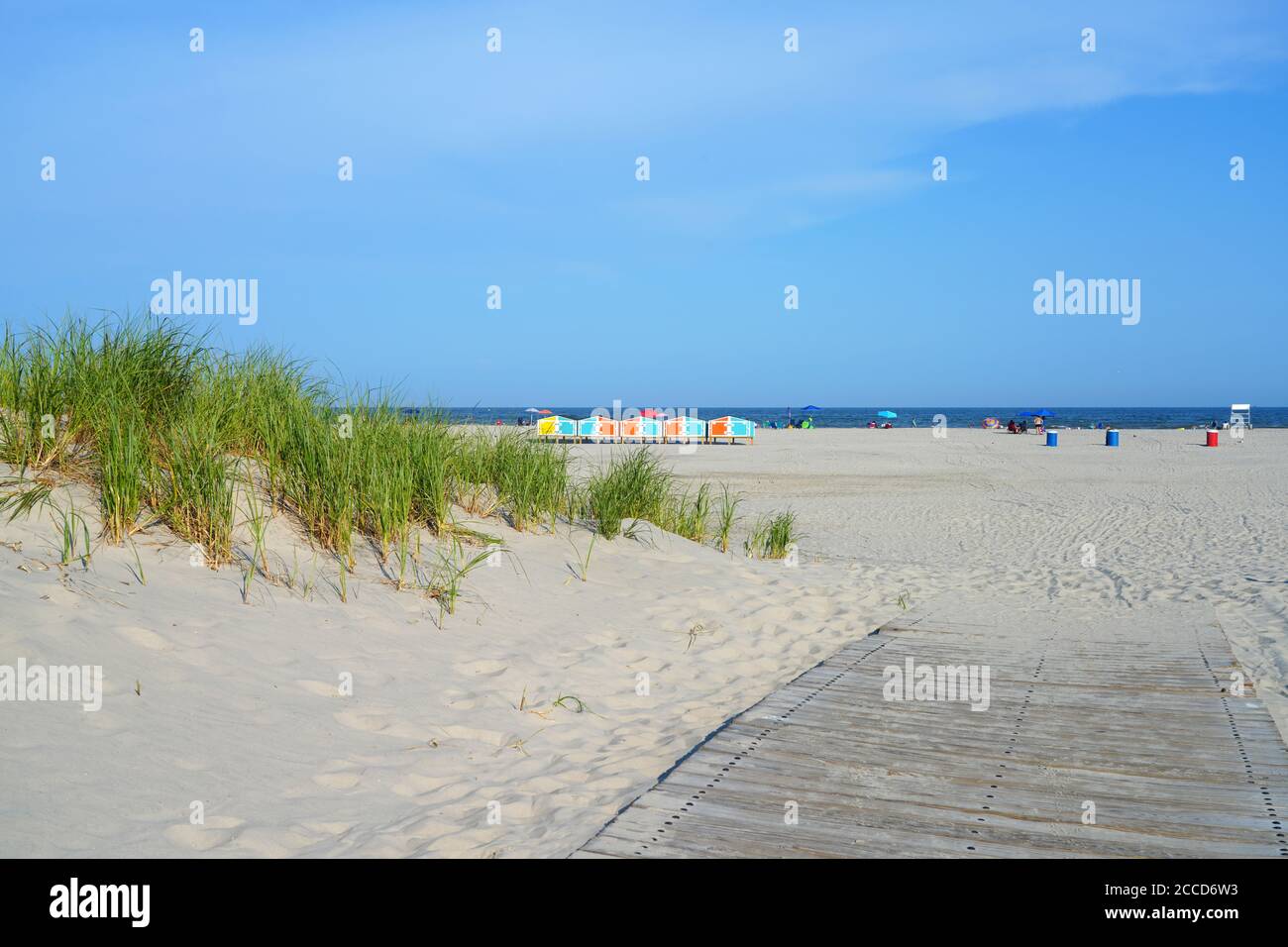 WILDWOOD CREST, NJ-21 JUL 2020- Blick auf den Strand in Wildwood Crest, an der Jersey Shore in Cape May County, New Jersey, USA. Stockfoto