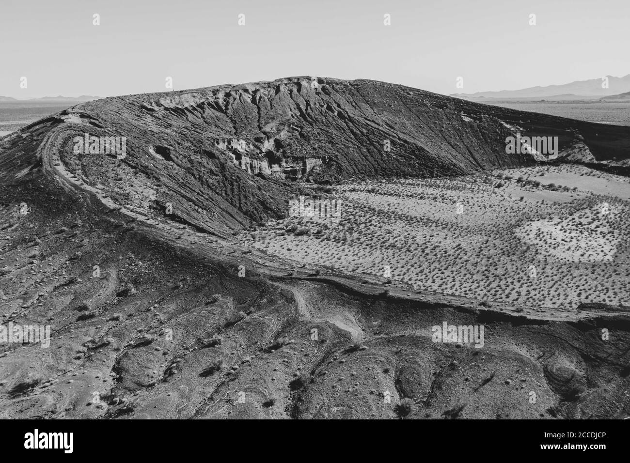 Luftaufnahme des maar-Typ Vulkankraters, Cater Cerro Colorado in den Bergen des El Pinacate Biosphere Reserve und der großen Altar Wüste in Stockfoto