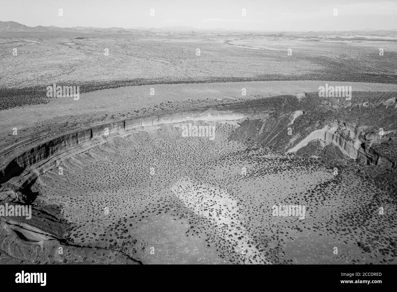Luftaufnahme des maar-Typ Vulkankraters, Cater Cerro Colorado in den Bergen des El Pinacate Biosphere Reserve und der großen Altar Wüste in Stockfoto