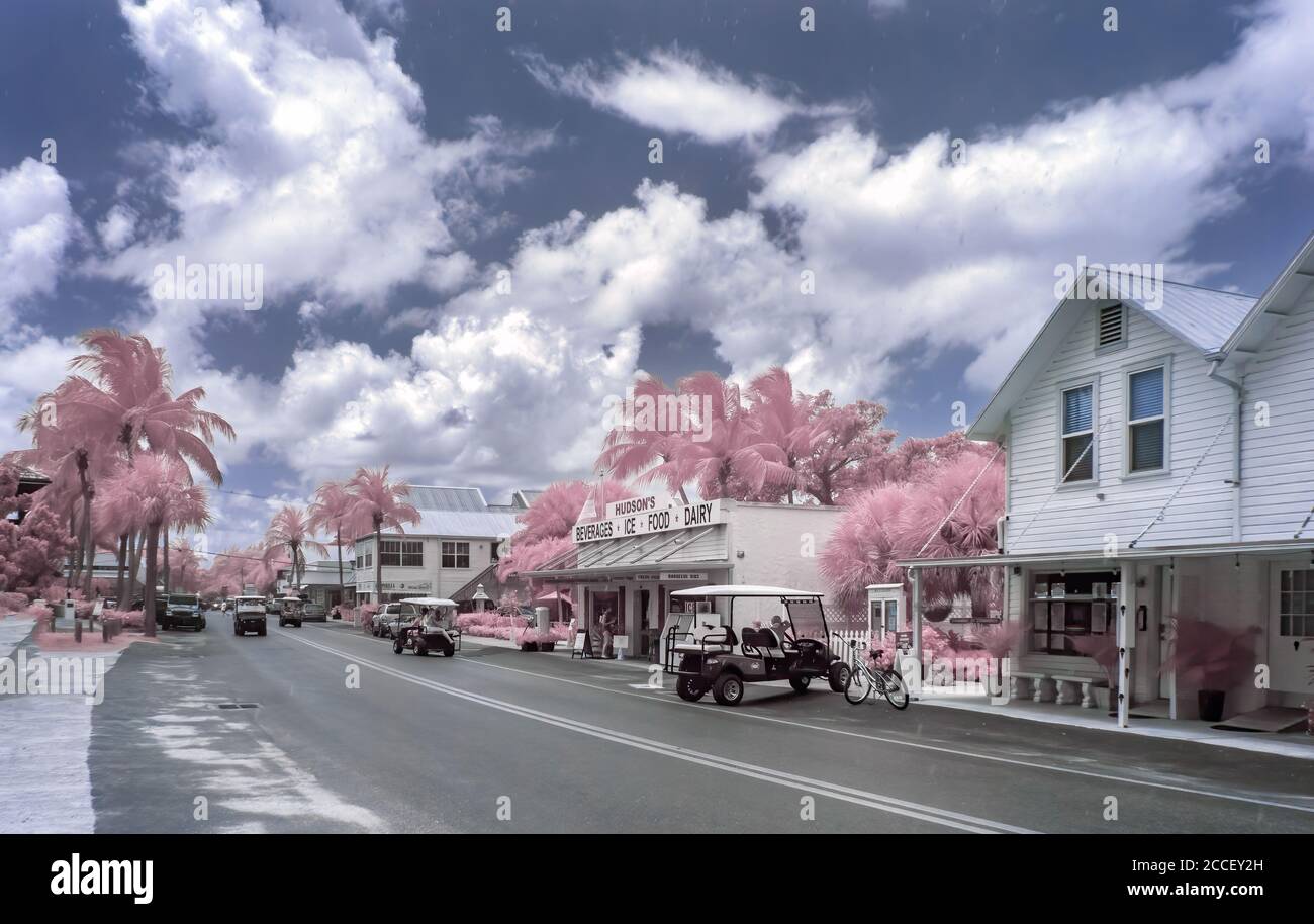 Infrarot Rotes Bild der Park Avenue in Boca Grande ON Gasparilla Island in Florida in den Vereinigten Staaten Stockfoto