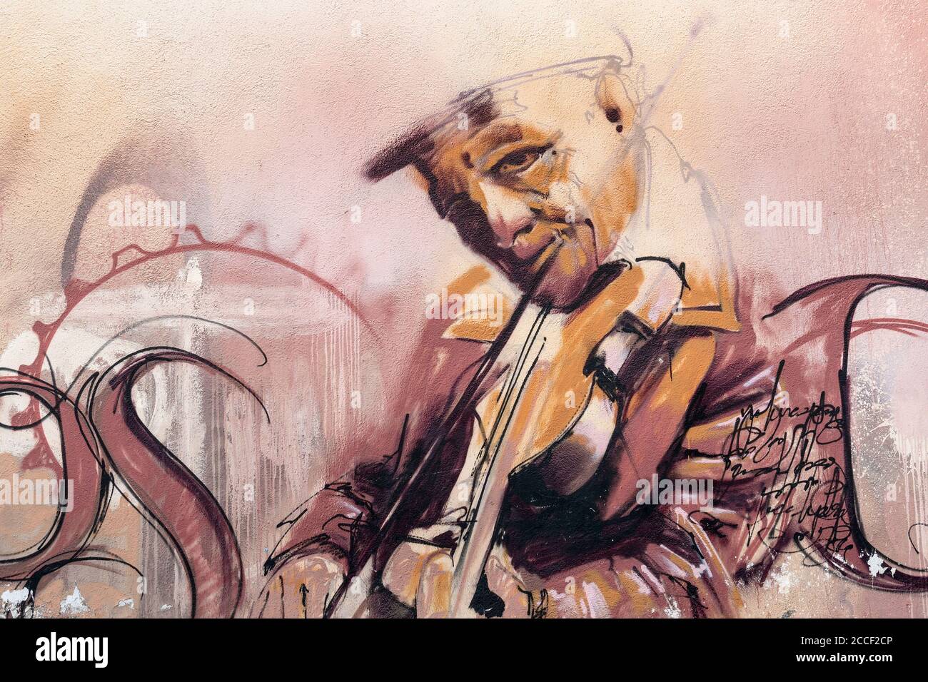 Spanien, Granada, Realejo, Street Art des Künstlers Raul Ruiz, Musiker Stockfoto