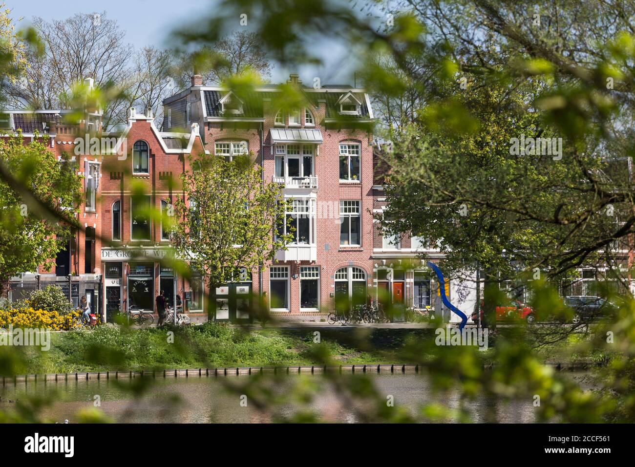 Häuser in Noorderplantsoen in Groningen, Niederlande Stockfoto