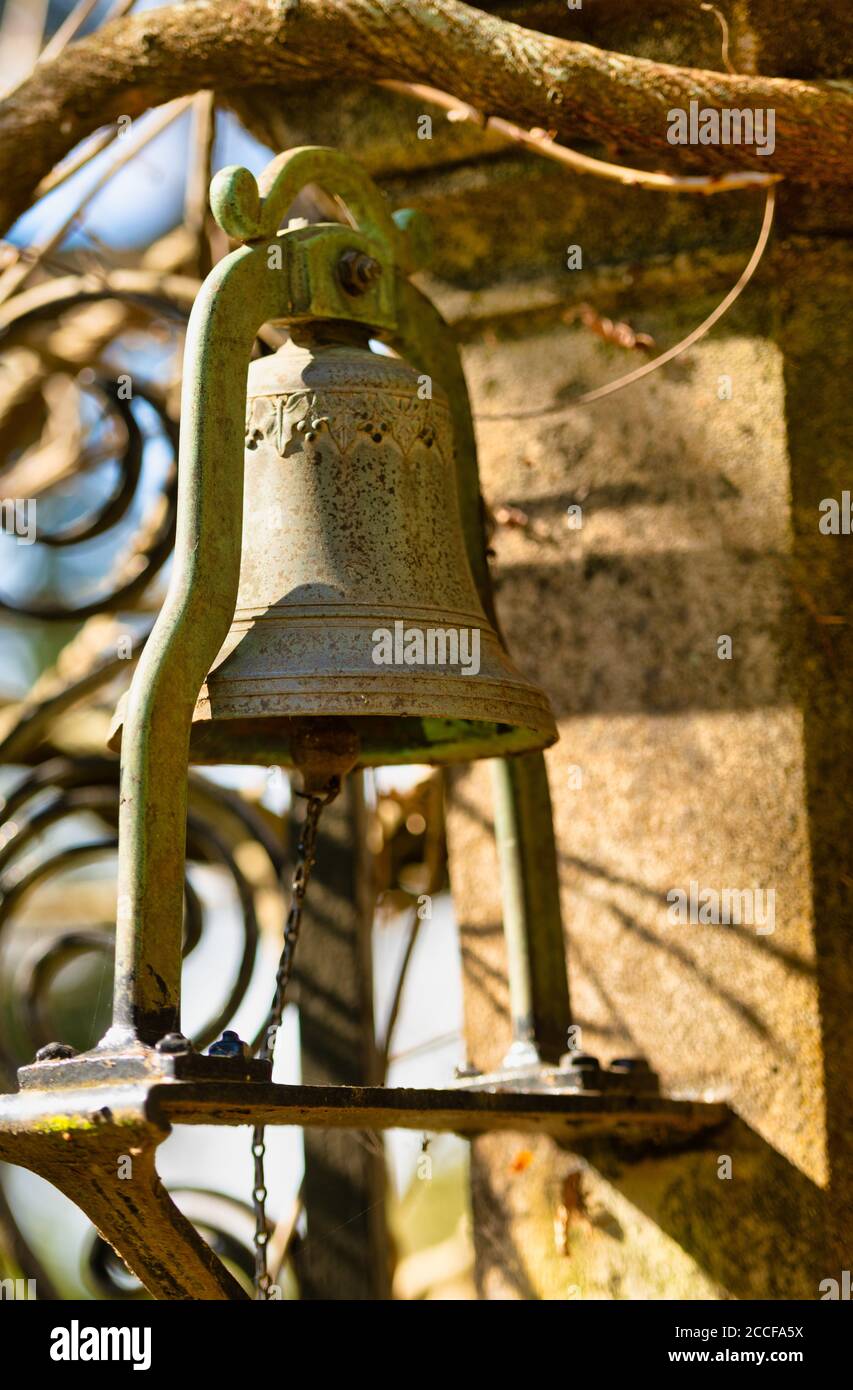 Eintritt zu den Palheiro Gärten in Funchal mit exotischen Bäumen, mehreren Themengärten, Kapelle, Madeira, Portugal Stockfoto