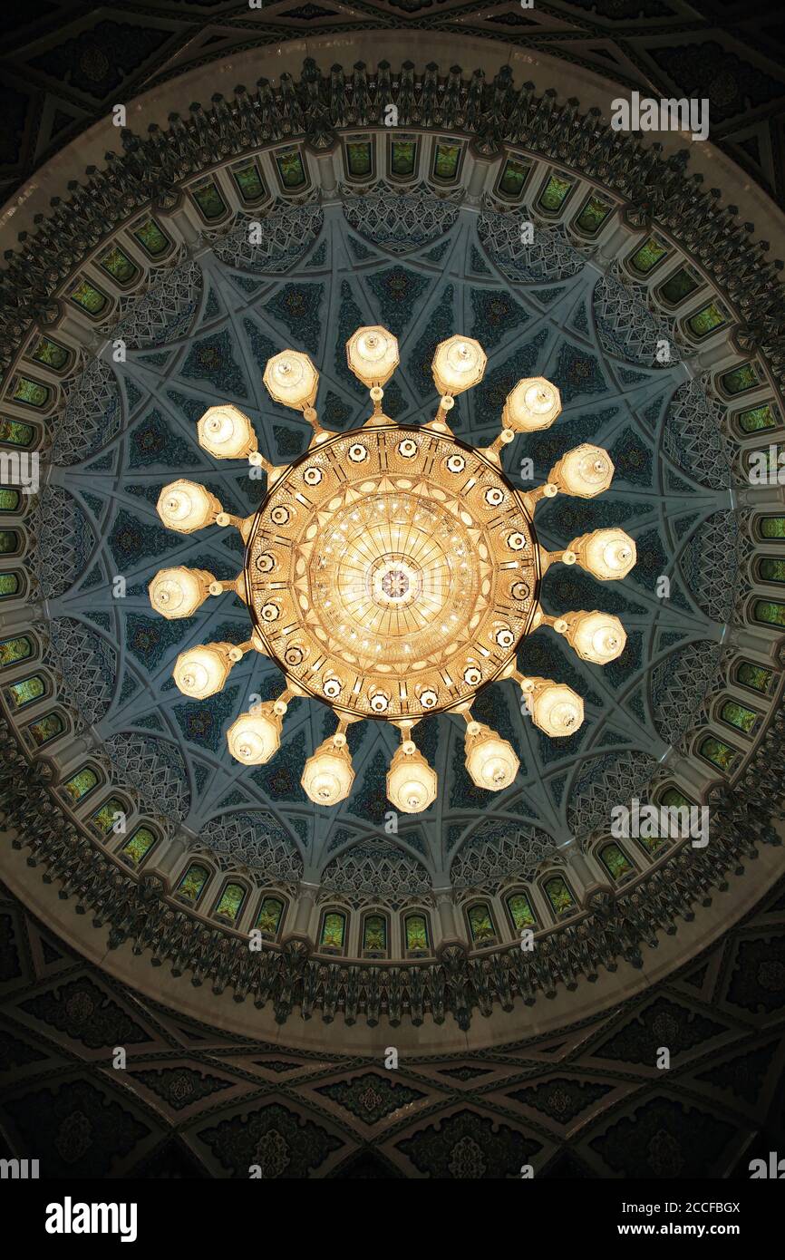 Oman, Sultan Qaboos große Moschee, Kronleuchter Stockfoto