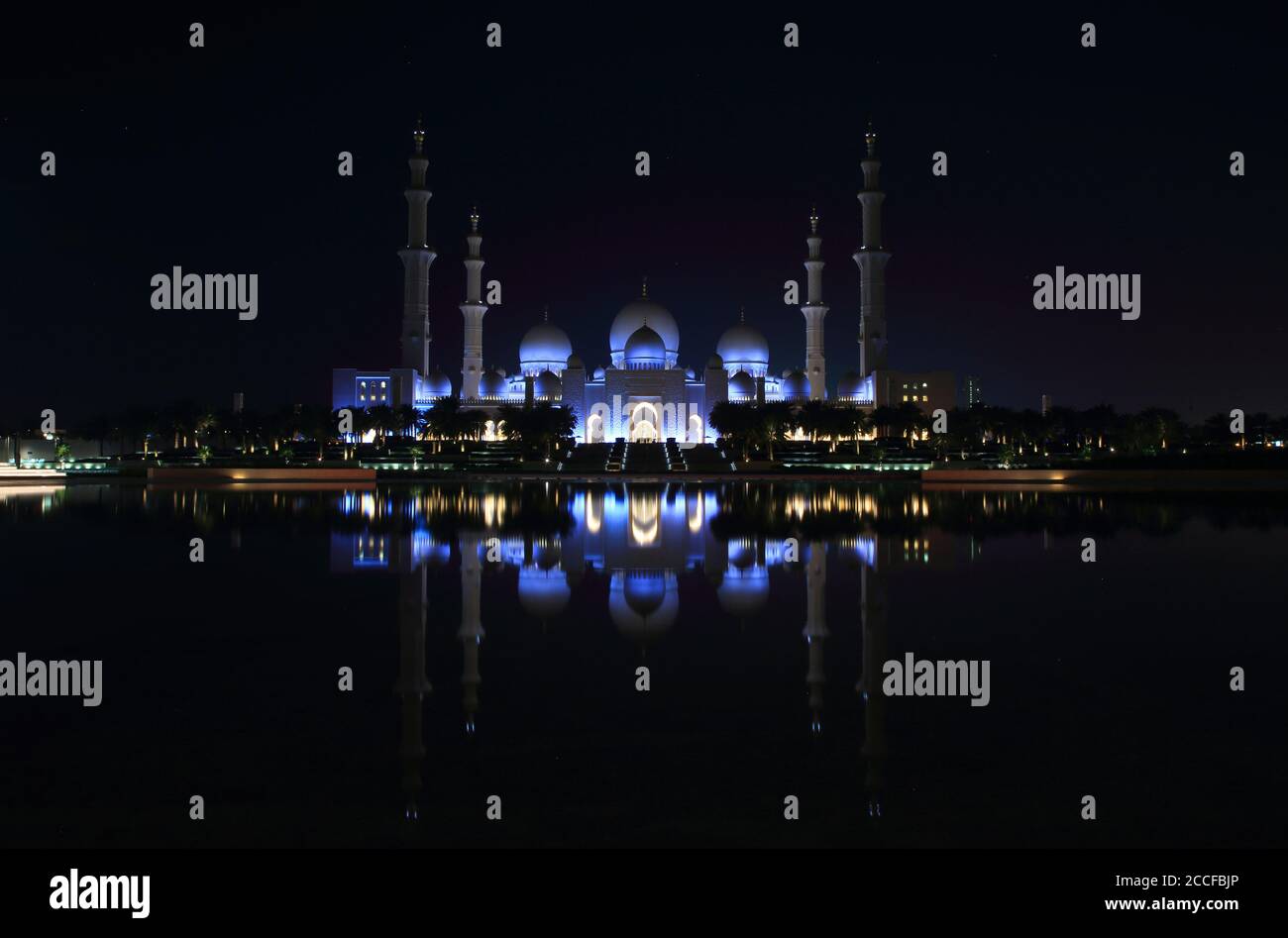 Scheich-Zayed-Moschee / Scheich-Zayed-Moschee in Abu Dhabi, VAE Stockfoto