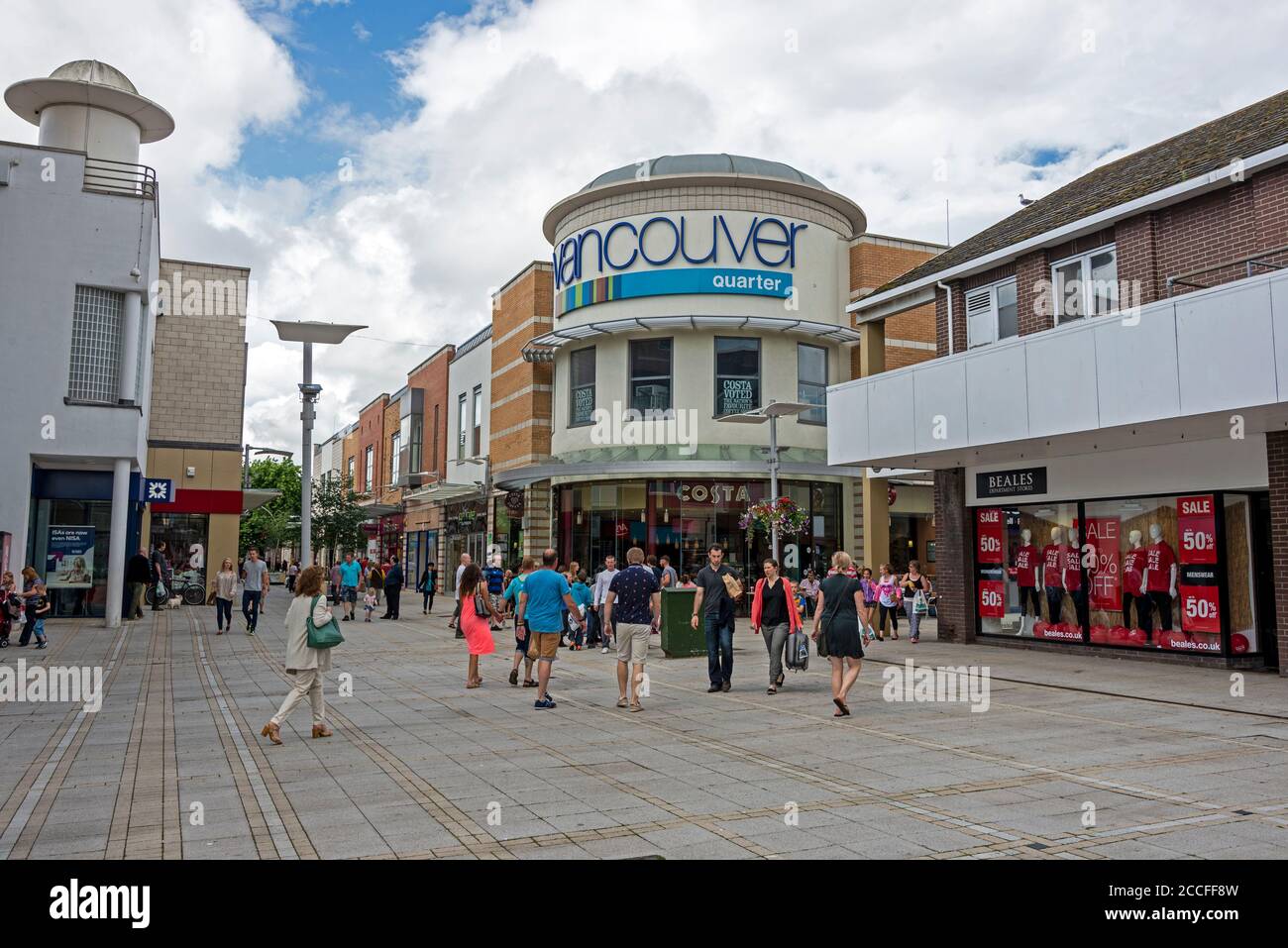 Das Vancouver Shopping Quarter in Broad Street, King's Lynn, Norfolk, Großbritannien das Vancouver Quarter ist nach dem Royal Navy Captain George Vancouver, w Stockfoto