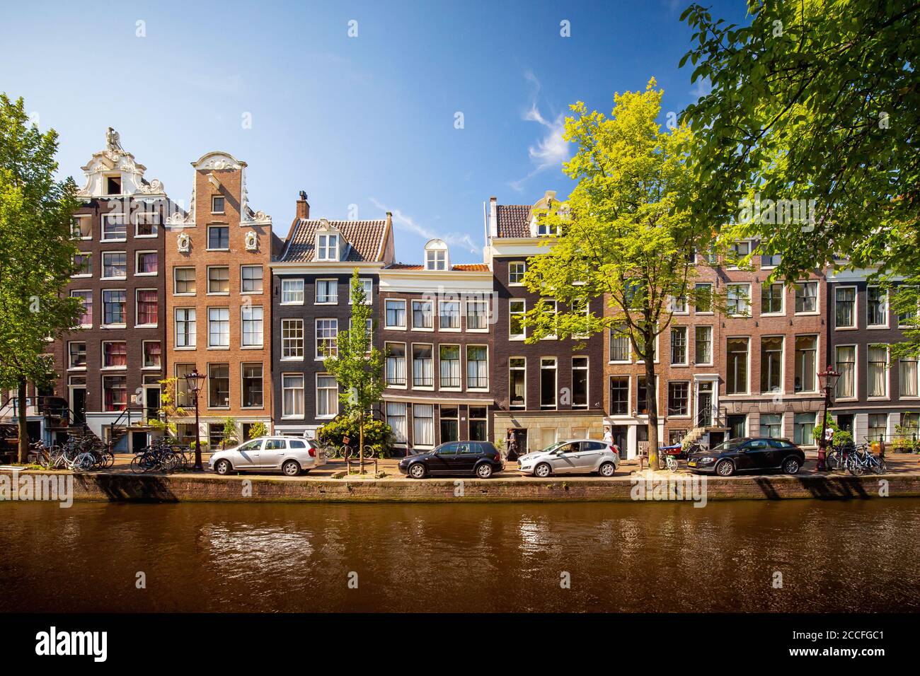 Grachten von Amsterdam, Niederlande im Sommer Stockfoto