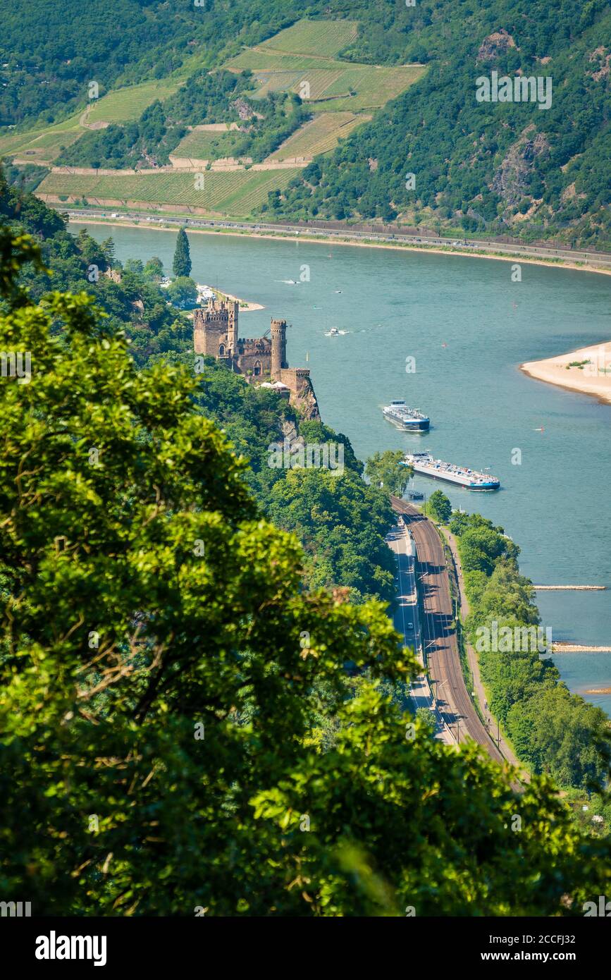 Burg Reichenstein vom Damianskopf aus gesehen Stockfoto