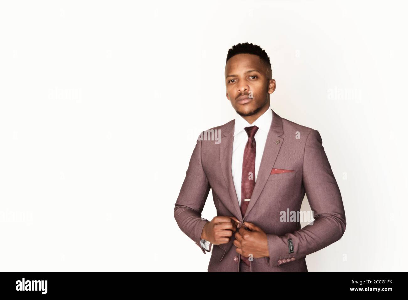 afrikanisches Stock Foto von schwarzen Herren in smarter Kleidung in studio-Einstellung Stockfoto