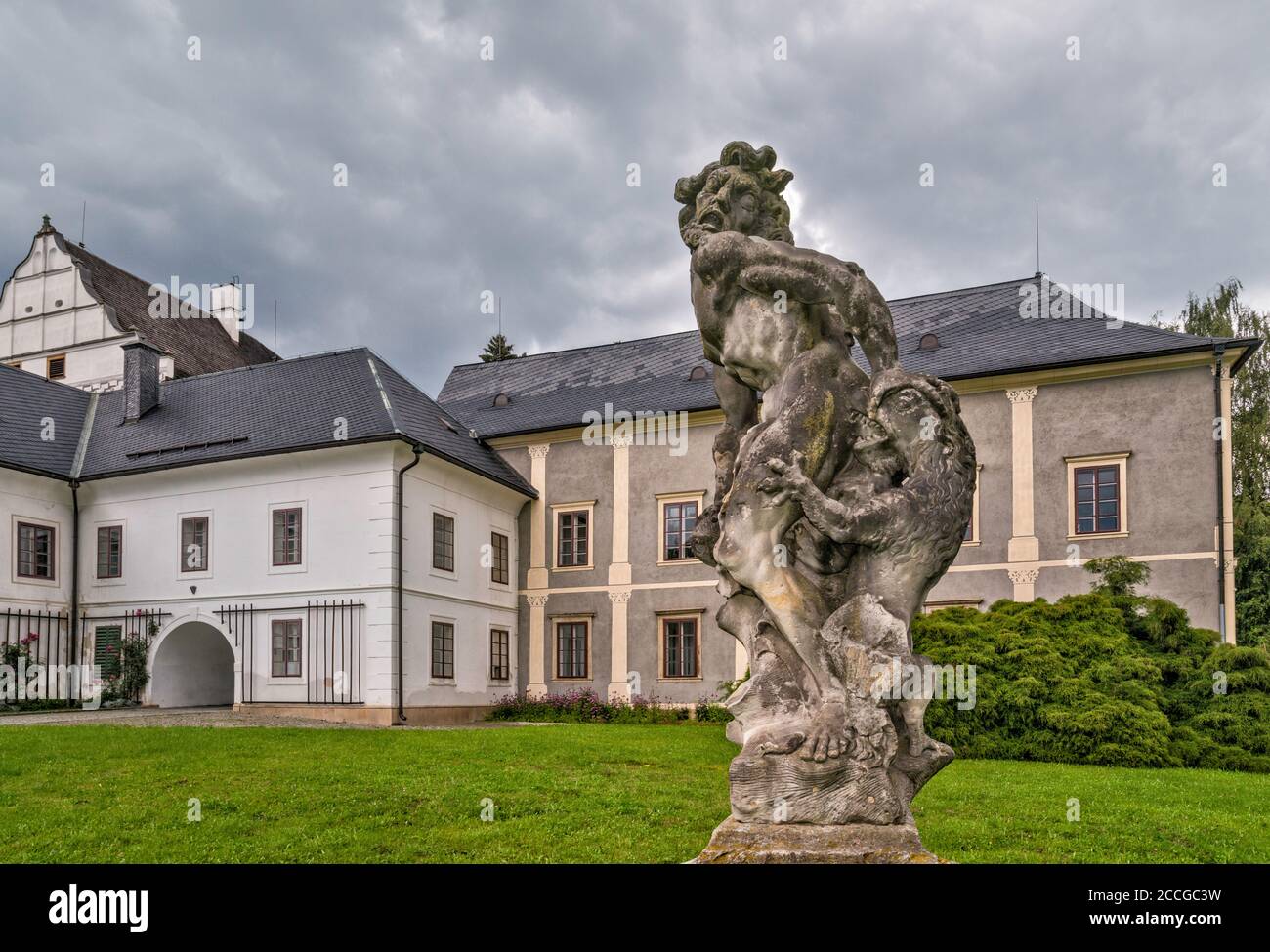 Statue im Garten des Schlosses in Velké Losiny, Region Olomouc, Mähren, Tschechische Republik Stockfoto