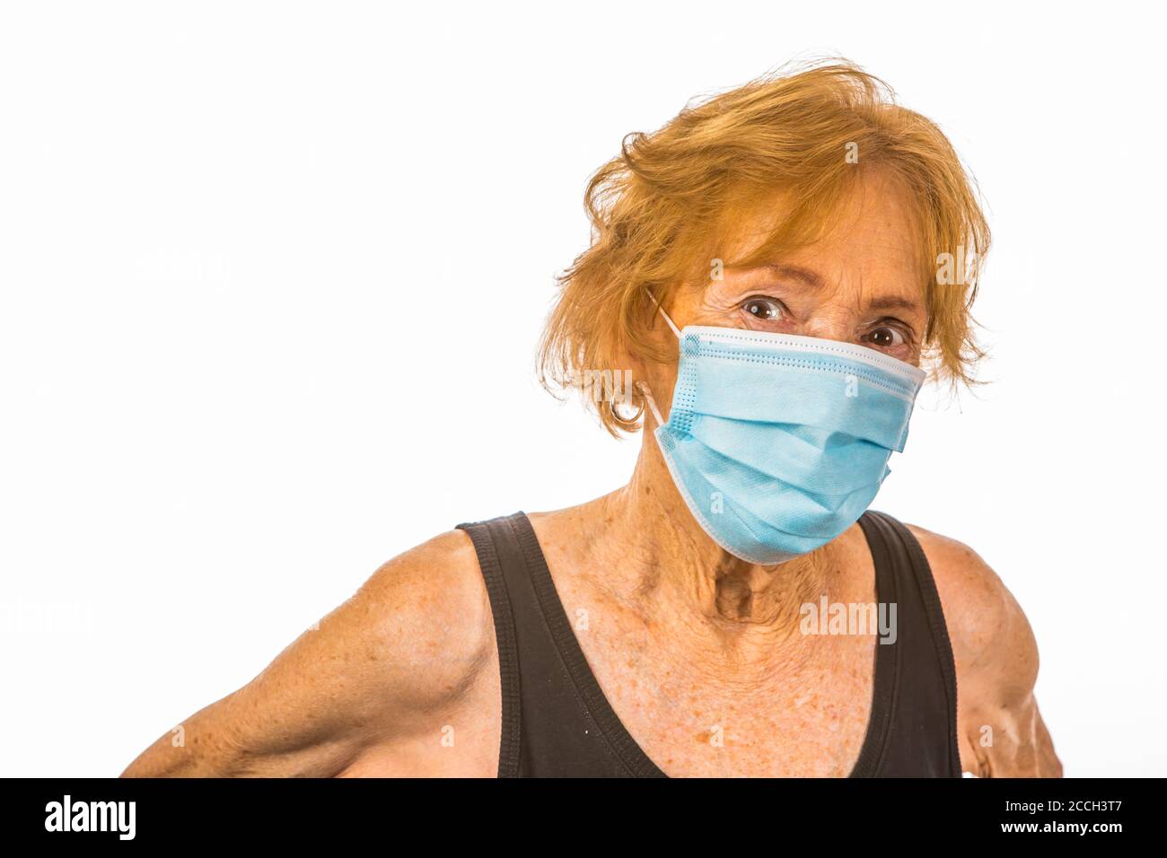 Ältere Frau Mit Gesichtsmaske Während Der Corona Virus Epidemie Stockfoto