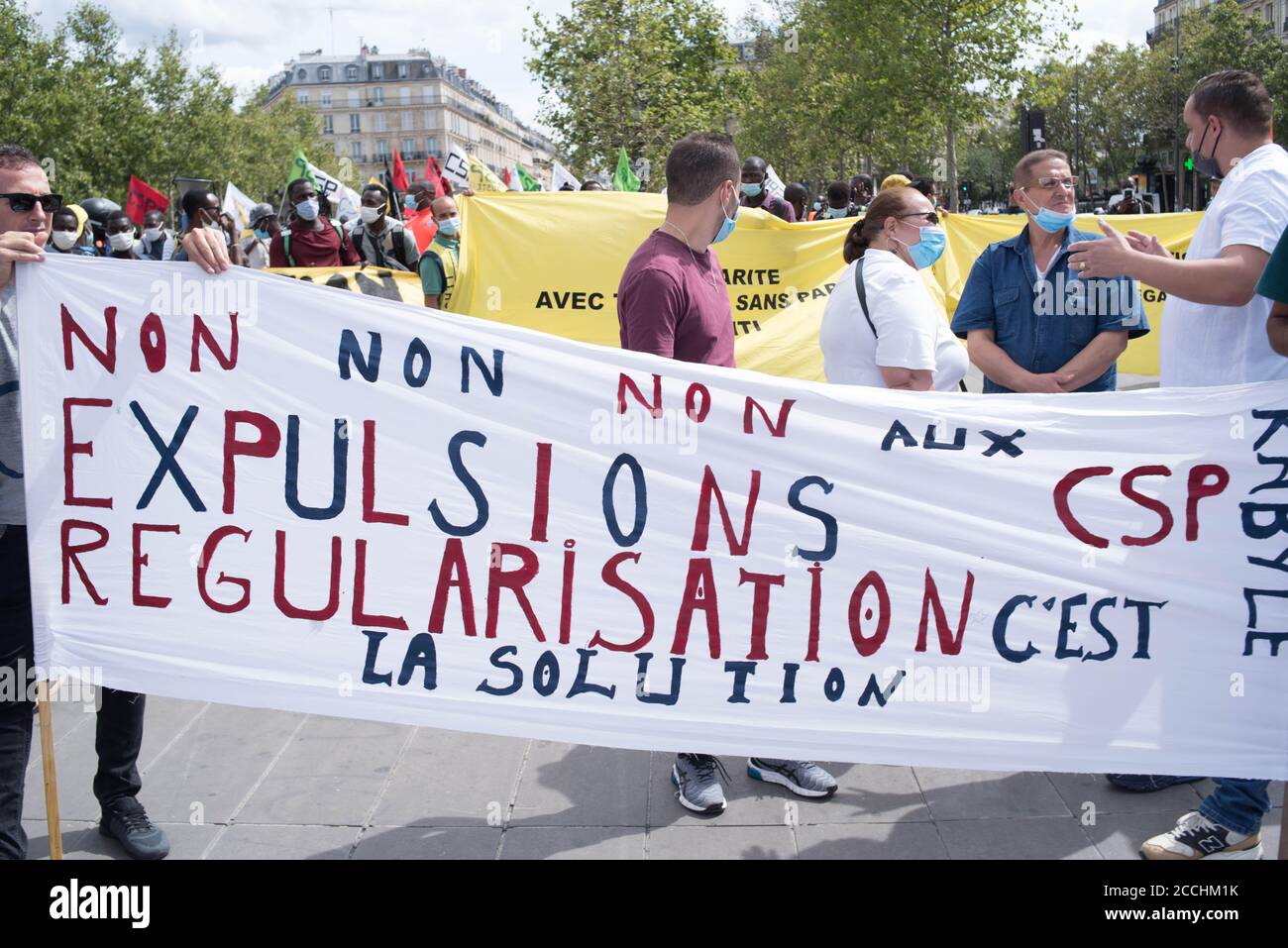 Paris, samedi 22 août 2020 : Manifestation 24 ans après l’Expulation violente des Sans-Papiers de l’église Saint-Bernard Stockfoto