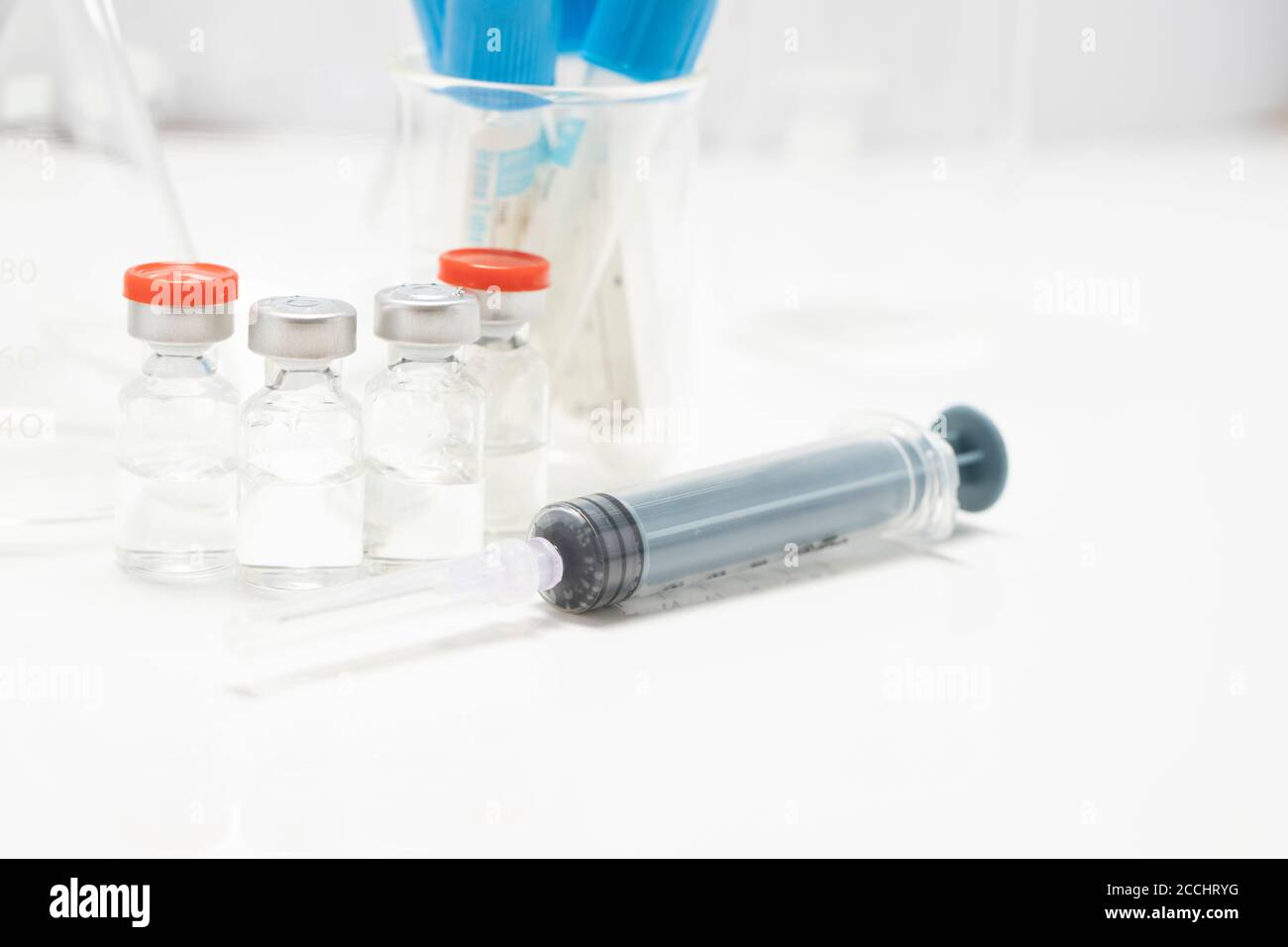 Medizinische Serie, Injektionsfläschchen Flaschen Stock Foto, Pandemic Serie Stockfoto