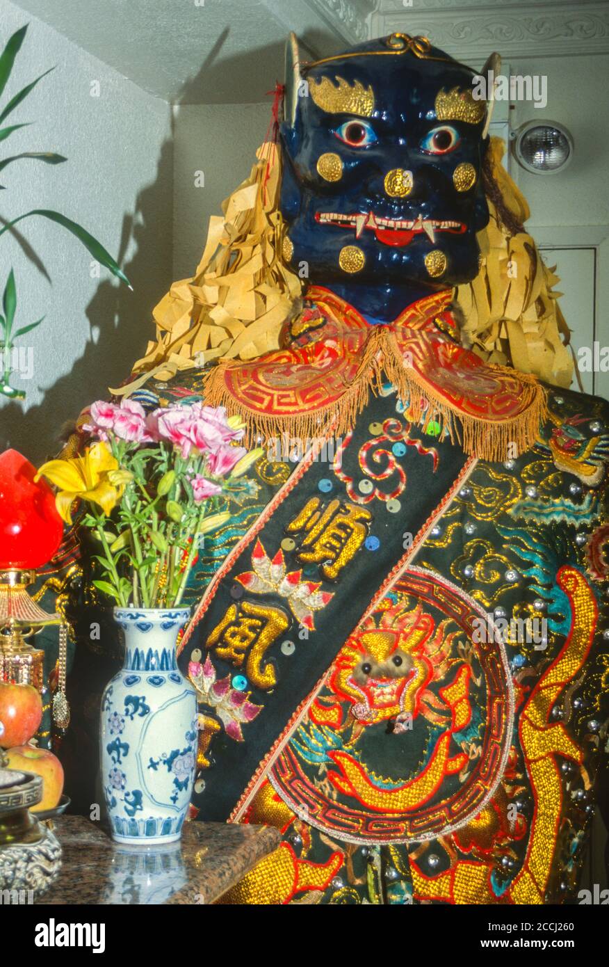 MA Tsu Tempel, ein taoistischer Tempel, Chinatown, San Francisco, Kalifornien, USA. Statue, die mythische Gottheit darstellt. Stockfoto