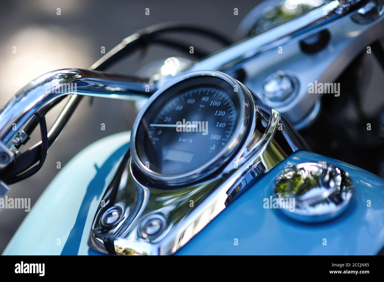 Motorrad-tacho mit chromring. vintage details