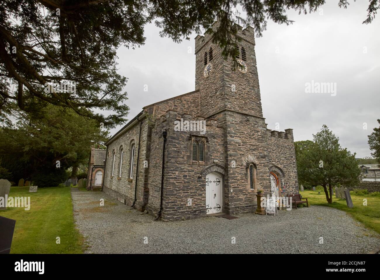 Die Pfarrkirche von saint andrew coniston Lake District, cumbria, england, großbritannien Stockfoto