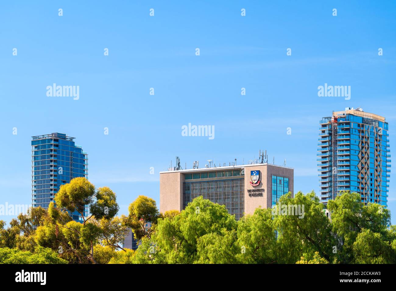 Adelaide, South Australia - 23. Februar 2020: Das Gebäude der University of Adelaide im Geschäftsviertel der Stadt an einem Tag Stockfoto