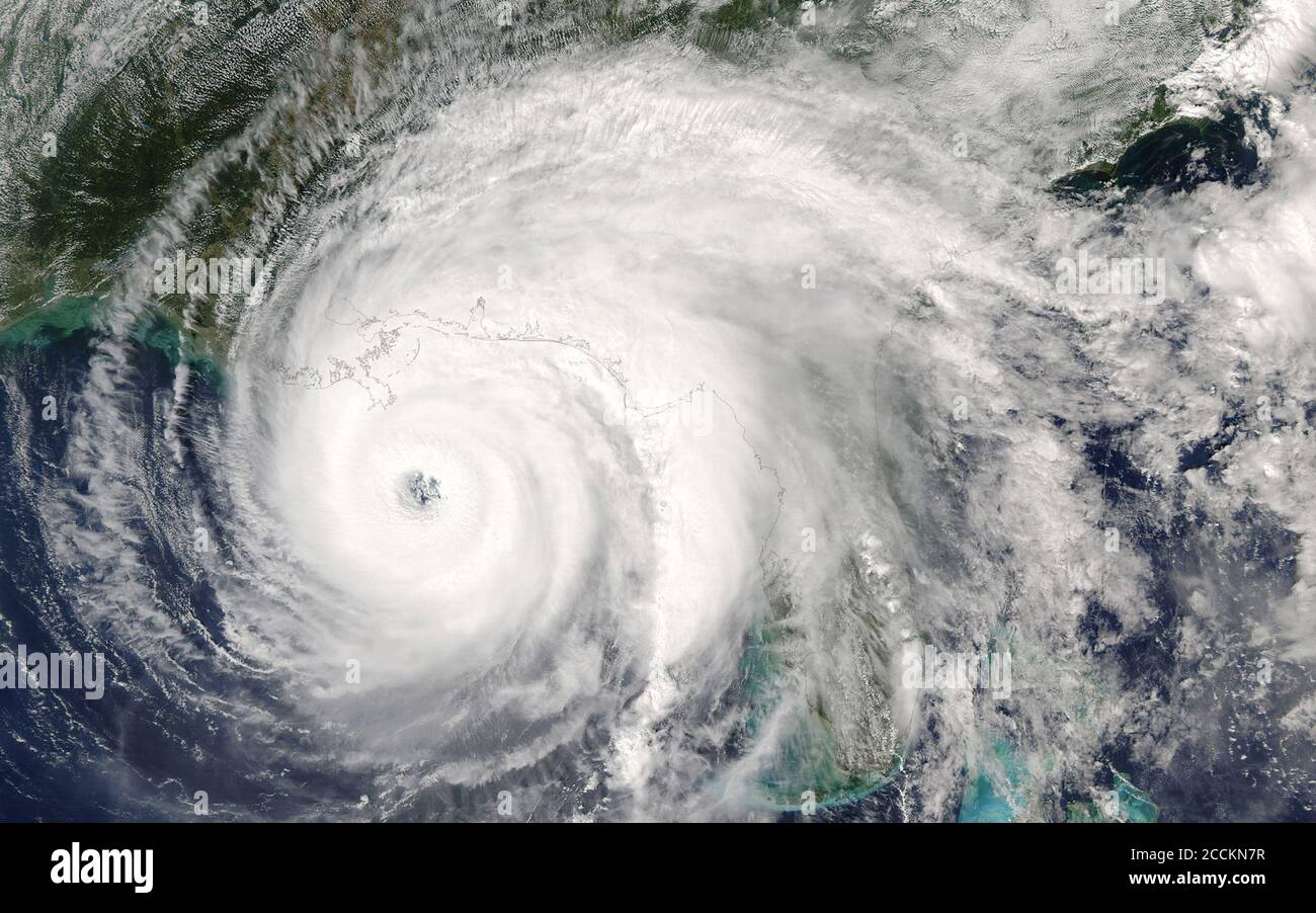 Kategorie 5 Super-Taifun aus dem Weltraum. Das Auge des Hurrikans. Satellitenansicht Stockfoto
