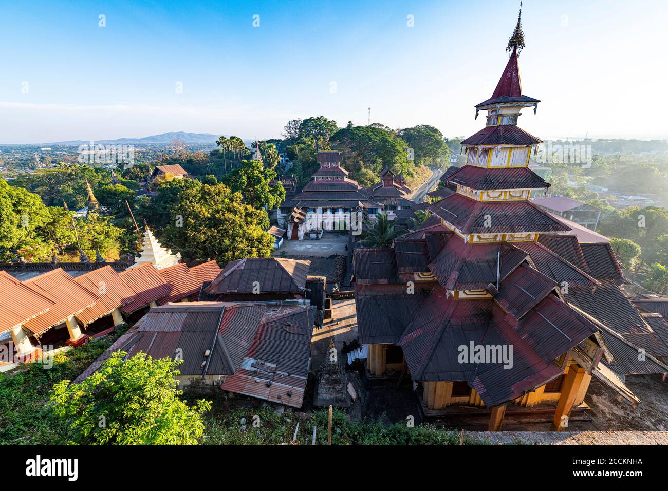 Myanmar, Mon State, Mawlamyine, Stupas der Kyaikthanlan Pagode Stockfoto