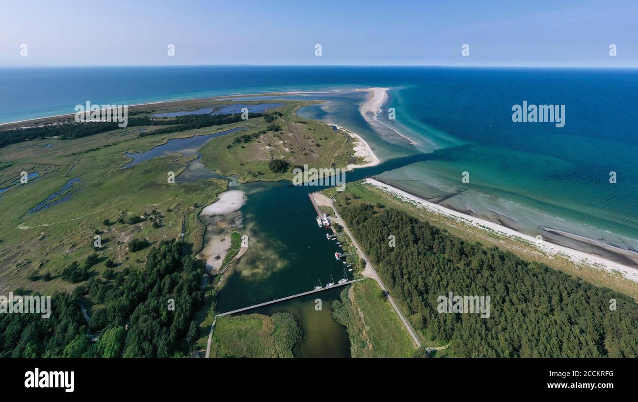 Deutschland, Mecklenburg-Vorpommern, Luftaufnahme der Küstenlinie des Nationalparks Lagunenregion Vorpommern Stockfoto